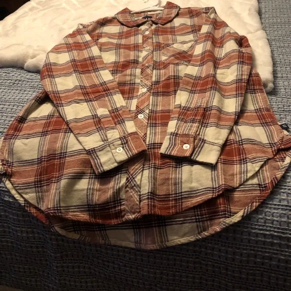 NWT Gap Birch Dana Plaid Button Up I Pocket Shirt Striped - Picture 2 of 5